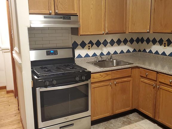 3rd image of 203 Main St #4123