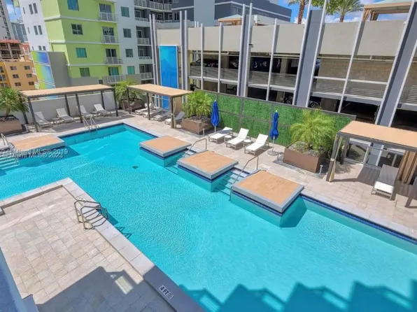 1010 SW 2nd Ave, Miami, FL