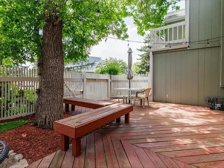 2933 S Lansing Way — Photo 34