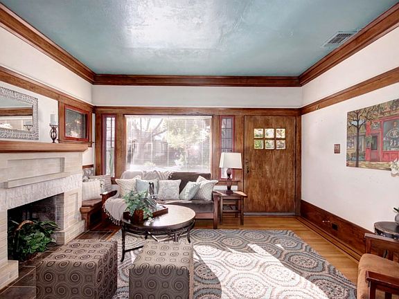 4th image of 1935 Sloat Way