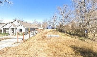 1st image of 3207 Rosalie St