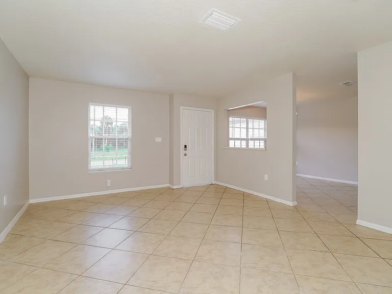 1171 Harper Blvd SW — Photo 5