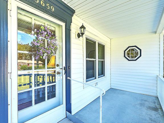 2nd image of 3659 Morse Ave