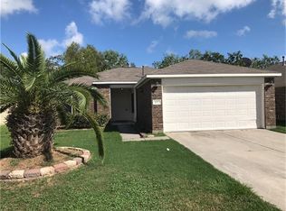 102 N Golden Oak Dr, Texas City, TX 77591