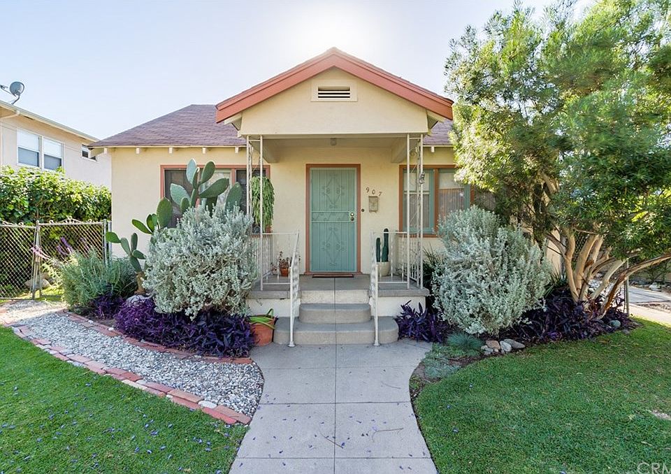 1st image of 907 N Angeleno Ave