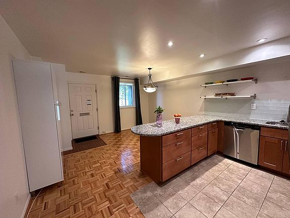 5th image of 813 N Taney St #A