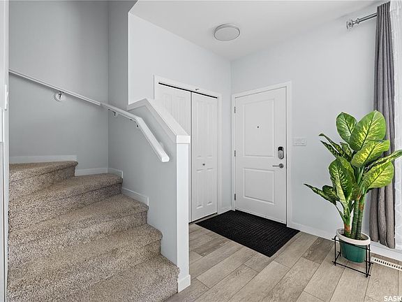 3rd image of 5334 E Primrose Green Dr