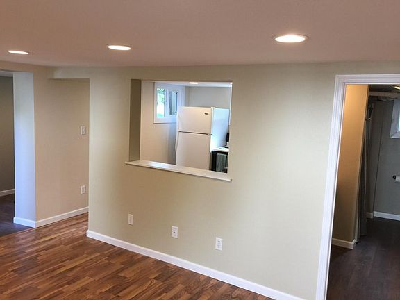 Living looking into Kitchen