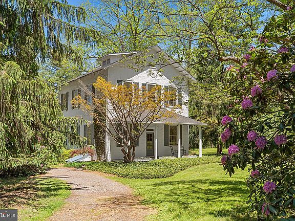 2nd image of 1191 Shady Grove Way