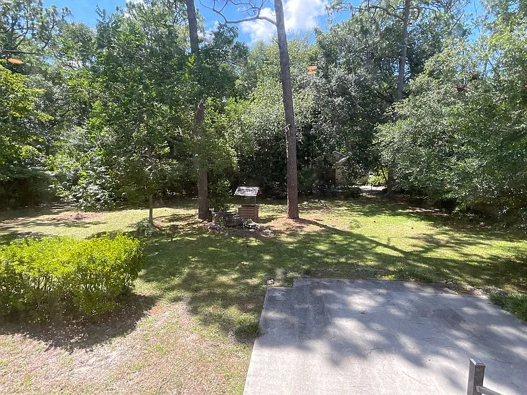 114 S Cardinal Dr — Photo 17