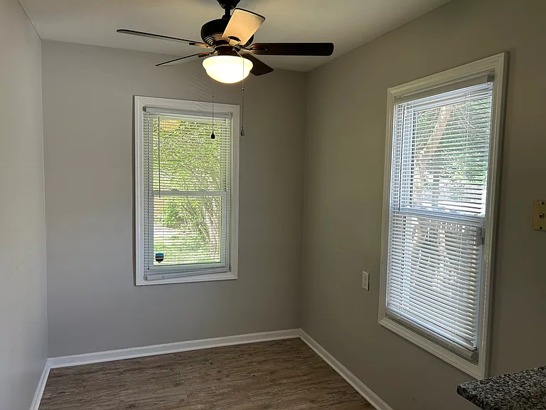 1506 N Grant Ave — Photo 16