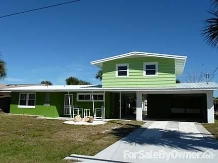 Licensed Resort Dwelling Street View
						:
						Lower unit is 2BR/1BA Upper unit Studio with exterior private entrance and deck