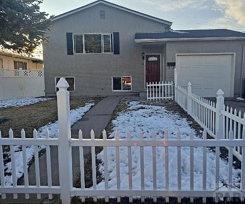 1st image of 1611 Fremont Ave