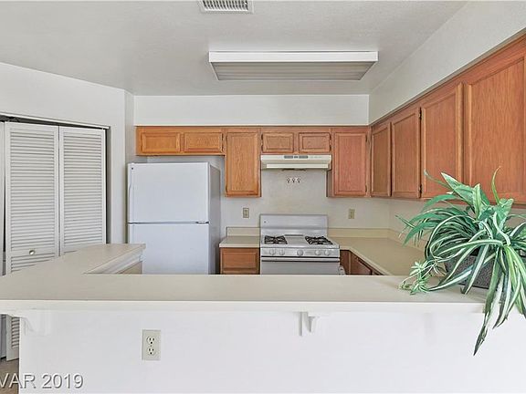 4th image of 6713 Old Newbury Ave