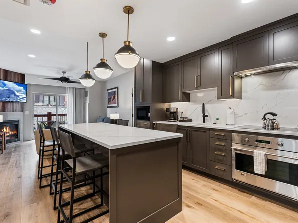 (undisclosed Address), Park City, UT 84098