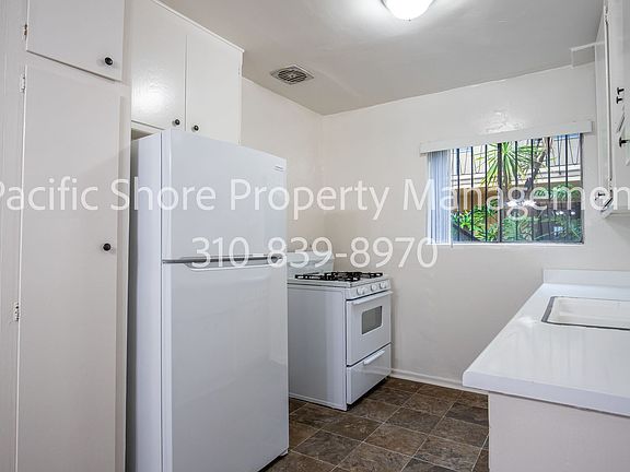 4th image of 5305 Packard St APT 4