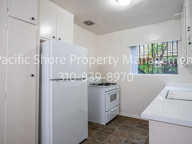5305 Packard Street — Photo 4