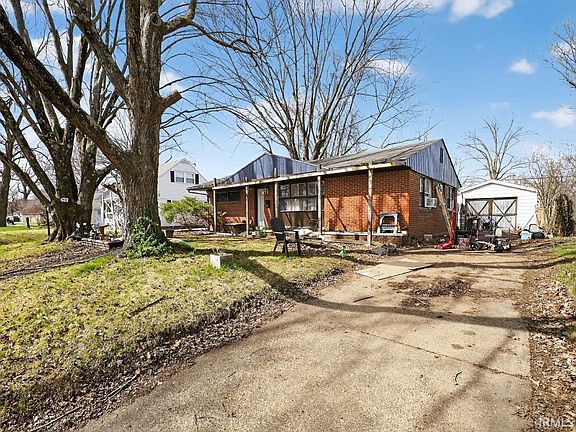 2nd image of 5012 Helmuth Ave