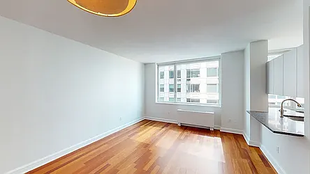 100 Riverside Boulevard, #9C