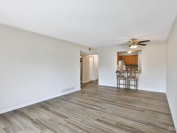 2nd image of 444 N Clay Ave APT 1B