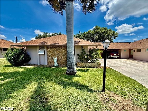 2nd image of 217 Oaklawn Ct