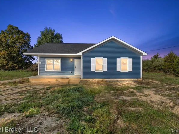 6640 Lemon Rd, Bancroft, MI 48414