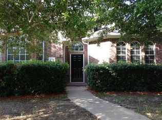 2704 Crystal Falls Dr, Mesquite, TX 75181