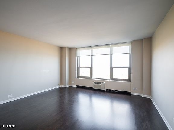 3rd image of 1550 N Lake Shore Dr APT 16E