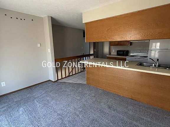 5th image of 2450 Meloy Rd