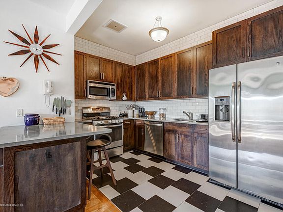 3rd image of 90 Bay St #6F