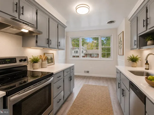 5002 Paducah Rd, College Park, MD 20740