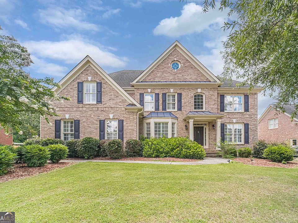 1st image of 562 Grassmeade Way