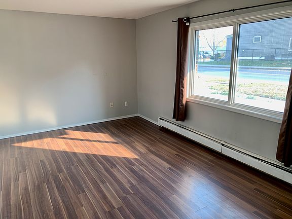 2nd image of 2712 7th Ave #2