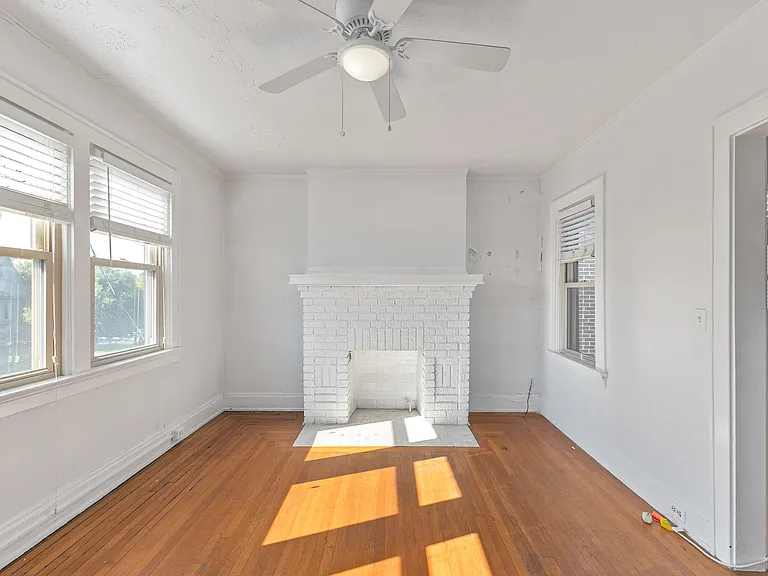 3096 Madison Rd #8 — Photo 6