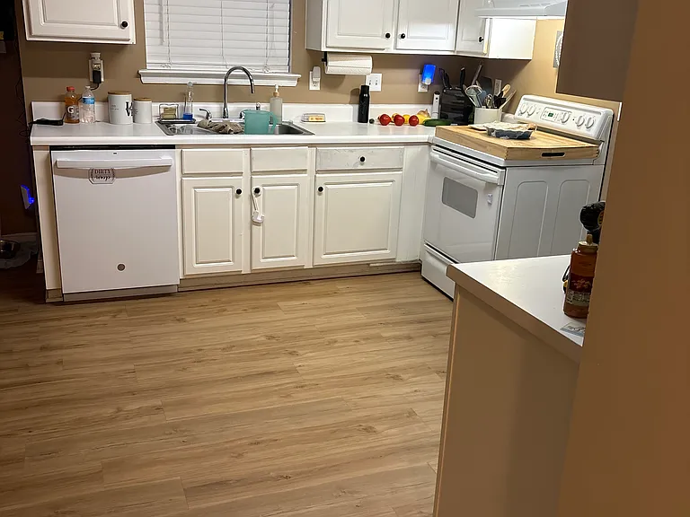 3964 Trickling Brook Dr — Photo 2
