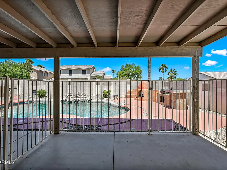16224 W Jefferson St — Photo 25