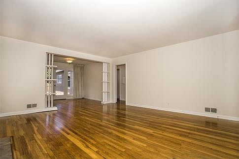5th image of 2054 Oregon Ave