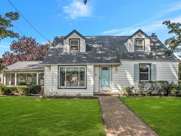 362 N Grove Street, Valley Stream, NY 11580
