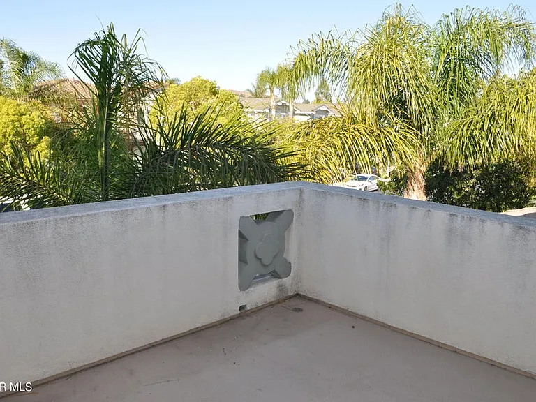 1596 Blue Canyon St — Photo 4
