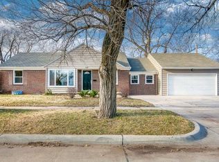 1121 S Schweiter Dr, Wichita, KS 67211