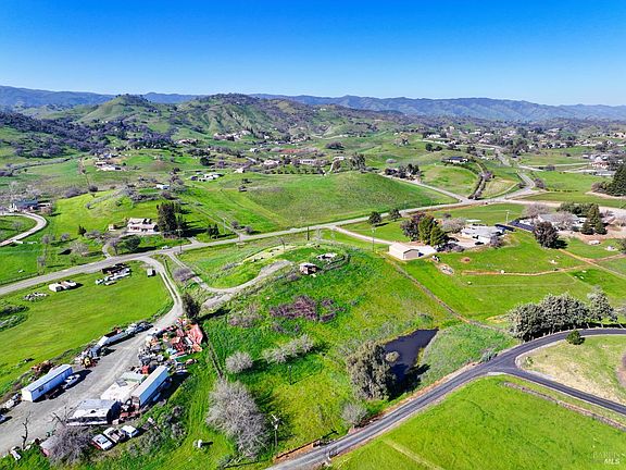 4th image of 7668 English Hills Road