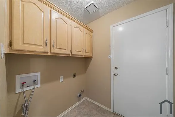 1620 Mercury Pl — Photo 31