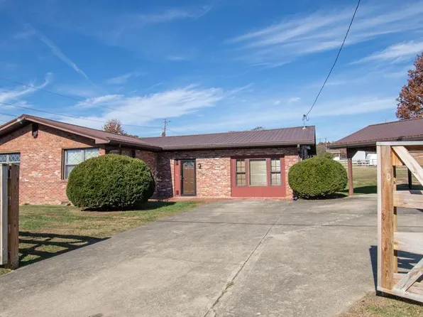 15451 Siesta Ave, Bristol, VA 24202
