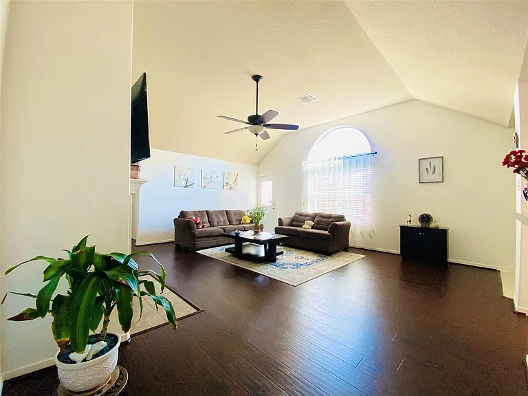 19626 Mackinaw Isle Ct — Photo 11
