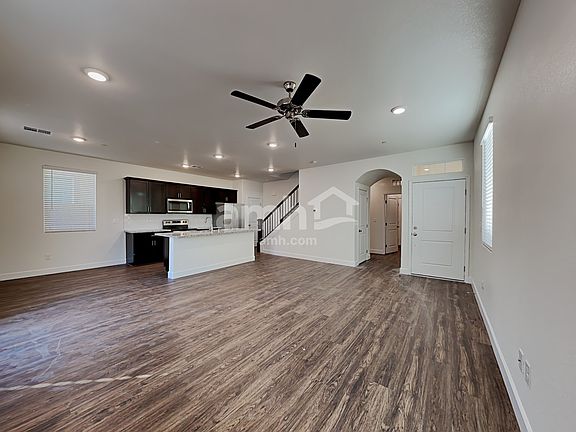 3rd image of 316 Palazza Reserve Pl
