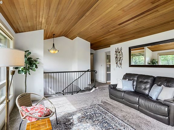 4th image of 1105 Marylhurst Dr