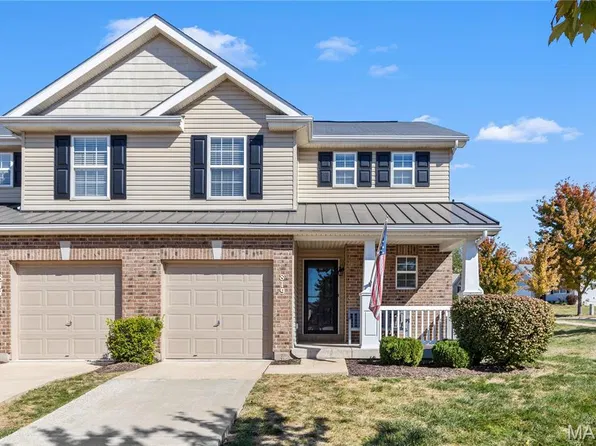 819 Country Field Dr, Lake Saint Louis, MO 63367