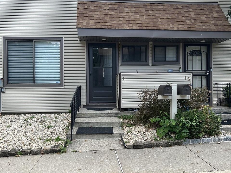 1st image of 11 Azalea Ct