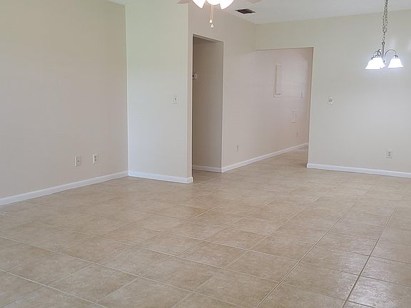 2nd image of 1828 23rd Ave