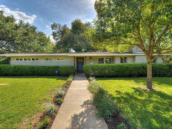 2nd image of 2519 Great Oaks Pkwy